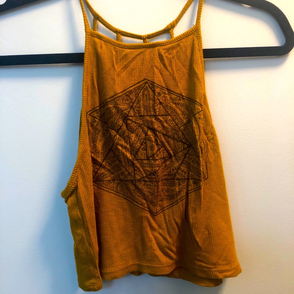 Cute patterned crop top